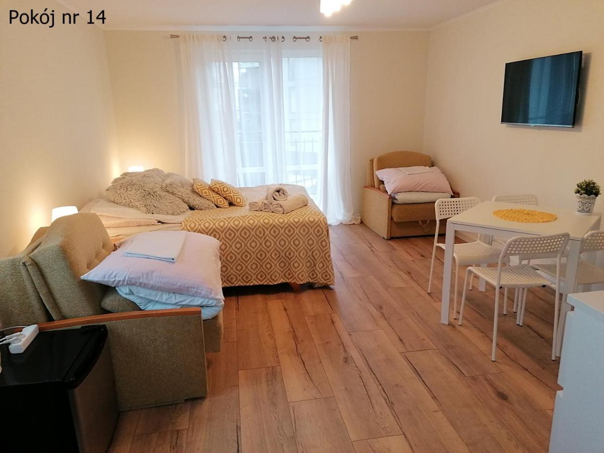 Pod Debem Bed & Breakfast ครีนิซามอร์สกา ภายนอก รูปภาพ