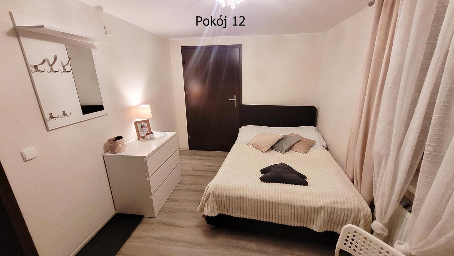 Pod Debem Bed & Breakfast ครีนิซามอร์สกา ภายนอก รูปภาพ